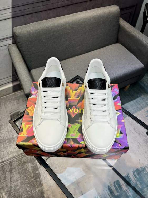 Picture of Louis Vuitton Shoes _SKULVsz38-45hnh032115497